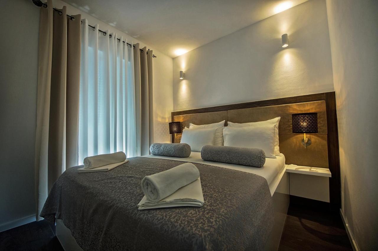 Seaside Apartments With A Swimming Pool Zecevo Rtic, Rogoznica - 8366 Ngoại thất bức ảnh