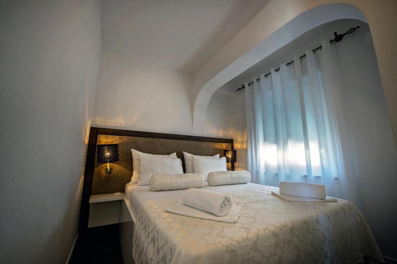 Seaside Apartments With A Swimming Pool Zecevo Rtic, Rogoznica - 8366 Ngoại thất bức ảnh