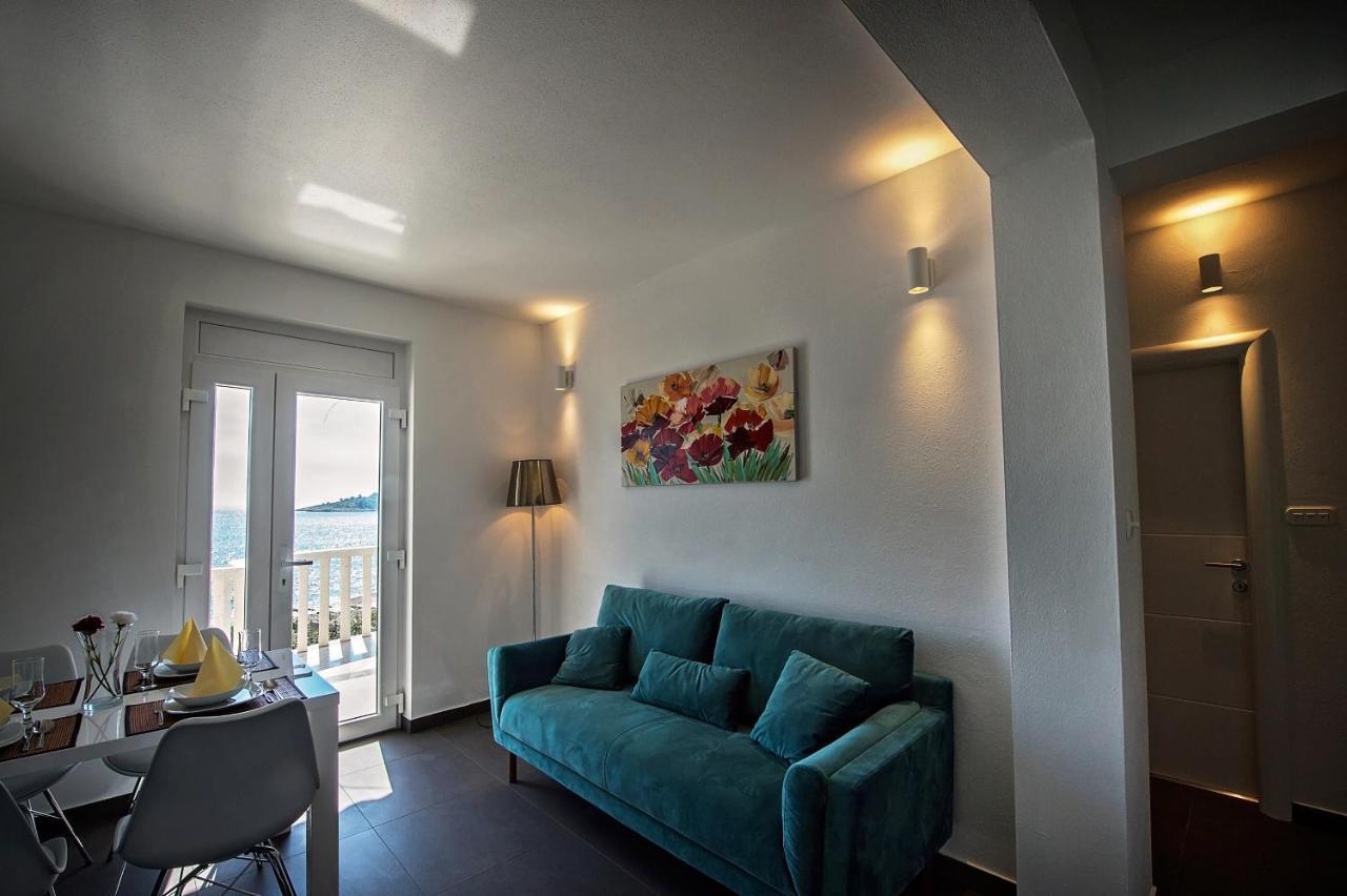 Seaside Apartments With A Swimming Pool Zecevo Rtic, Rogoznica - 8366 Ngoại thất bức ảnh