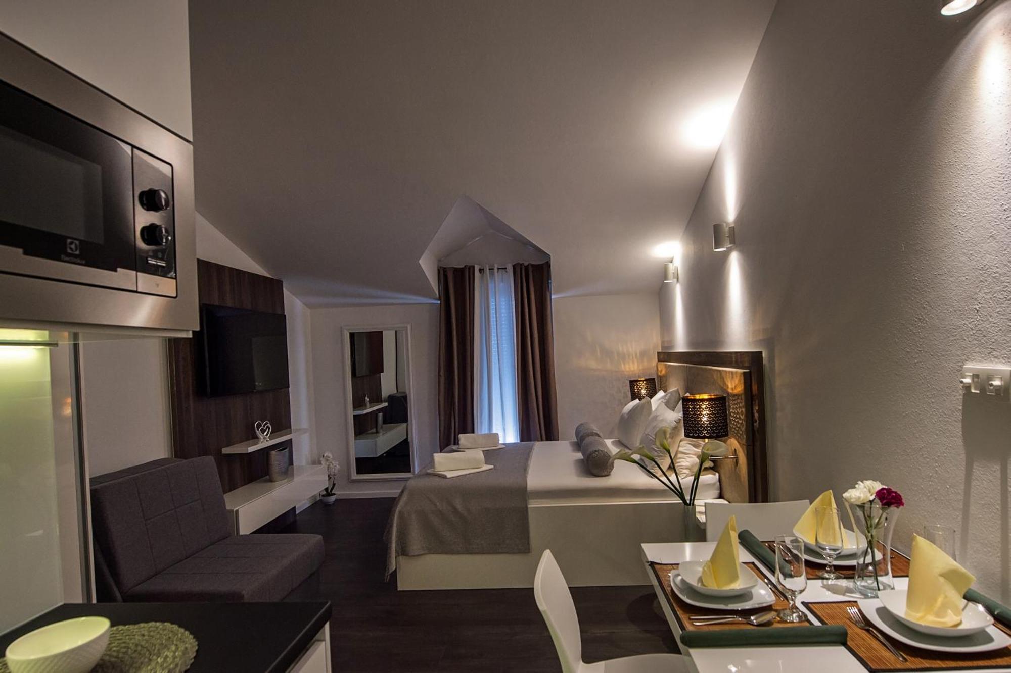 Seaside Apartments With A Swimming Pool Zecevo Rtic, Rogoznica - 8366 Phòng bức ảnh